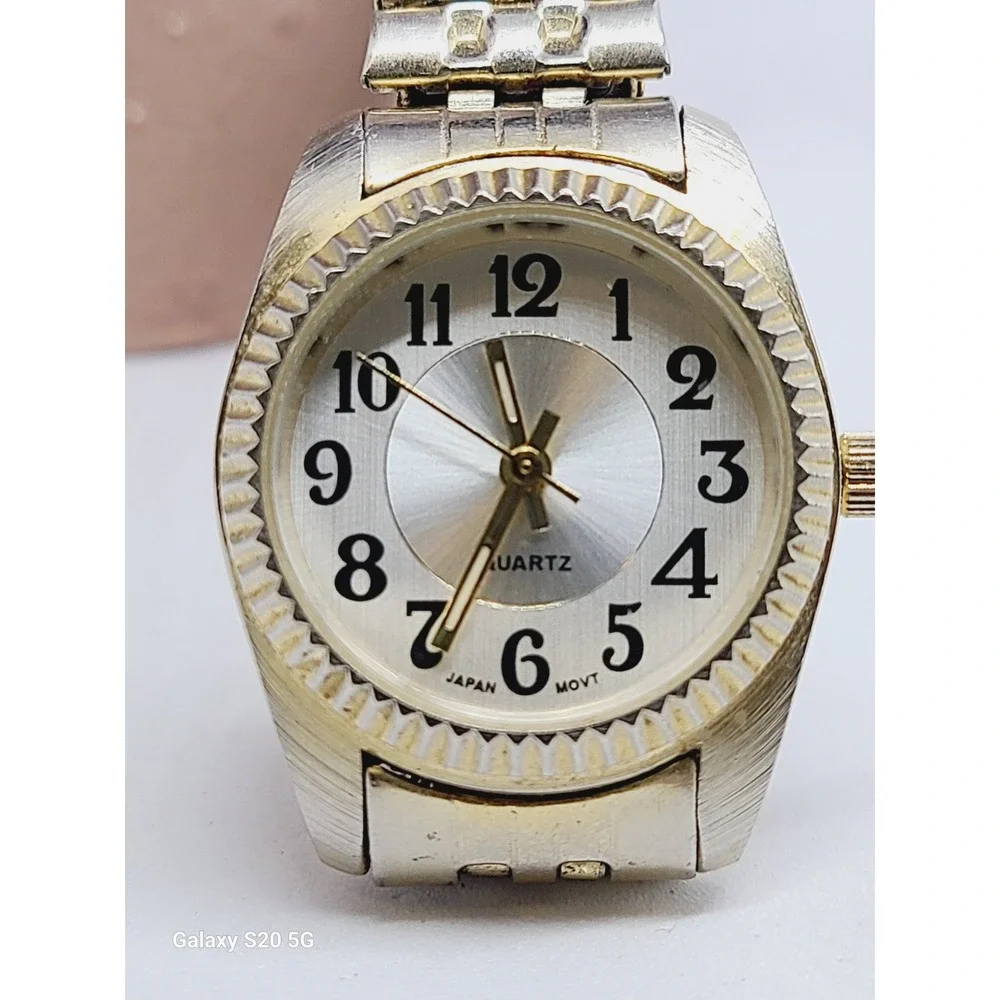 Womens Two Tone Gold‎ Silver Quartz Watch Fluted Bezel Expansion Band WS81 415